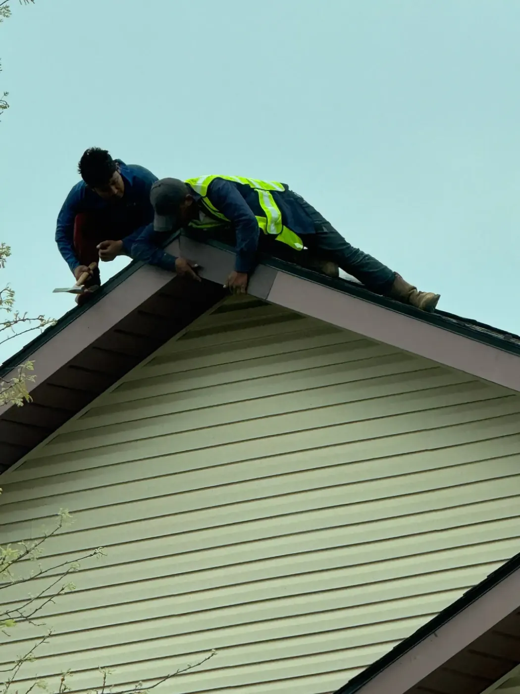 Tarping and dry-in on a Hammond commercial roof